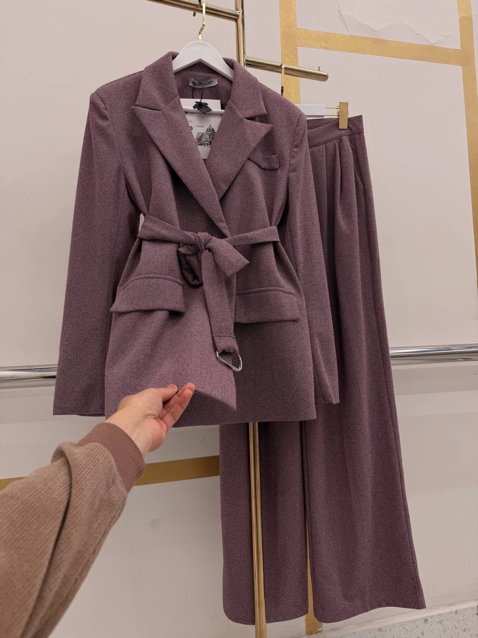 брючные костюмы женские,жакет,костюм брючный,модные брючные костюмы