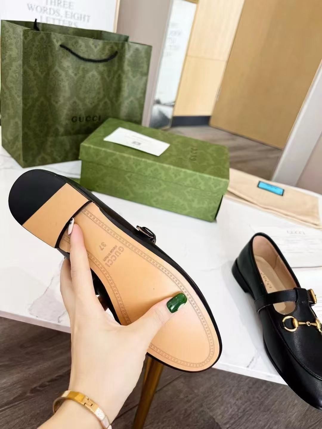 лоферы женские gucci,кожаные лоферы gucci,лоферы гуччи,лоферы gucci,
