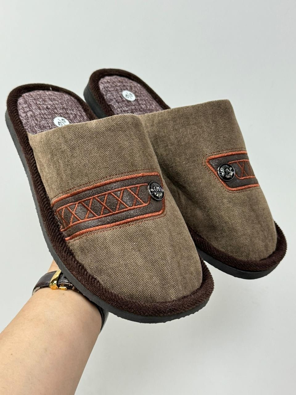 тапочки домашние мужские,тапочки мужские арт.м555/4р.43,тапочки мужские,тапочки домашние мужские закрытые,мужские тапки