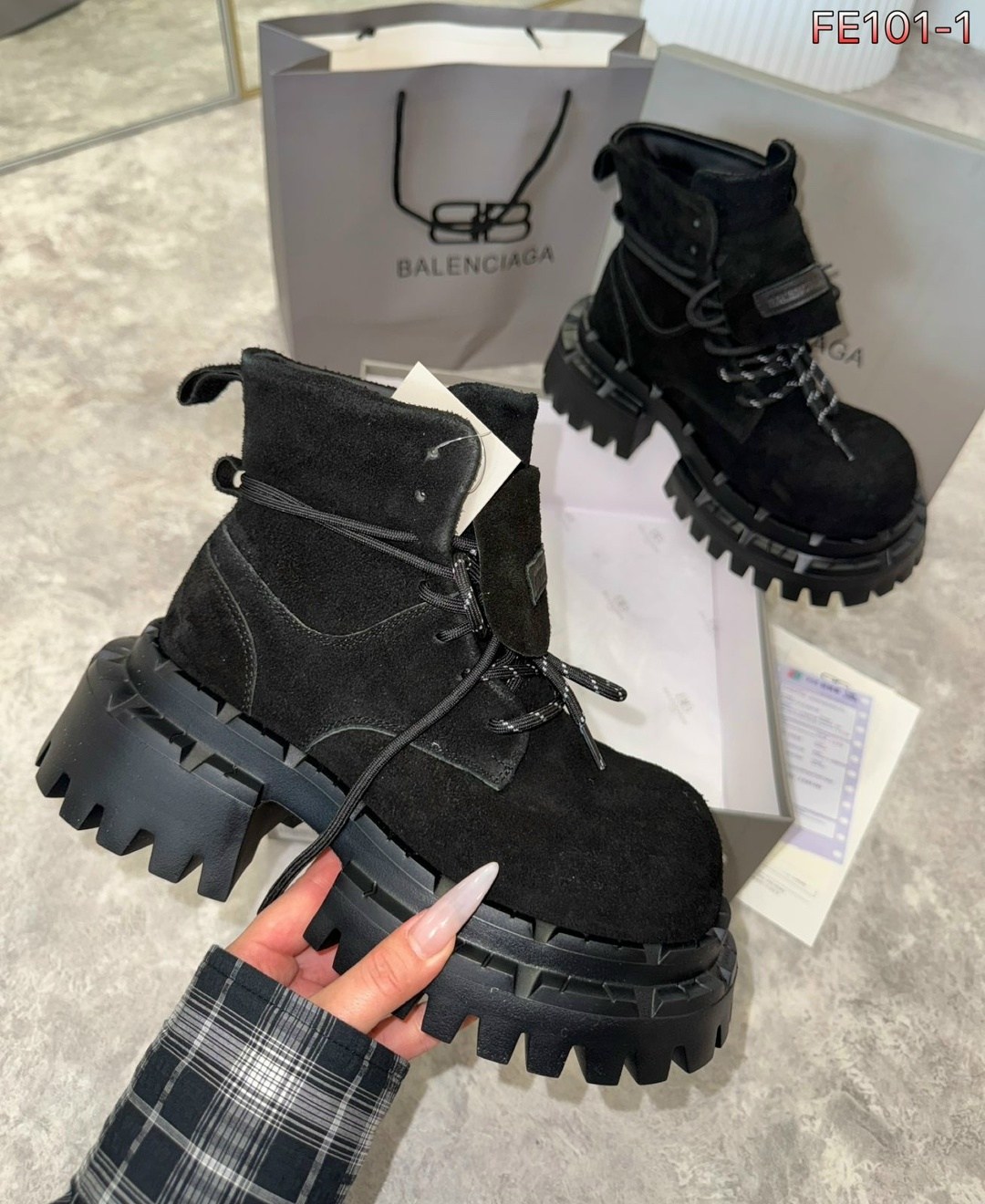 ботинки женские balenciaga,ботинки осенние balenciaga,ботинки balenciaga арт вх101,ботинки демисезонные balenciaga,ботинки осенние balenciaga premium shoes