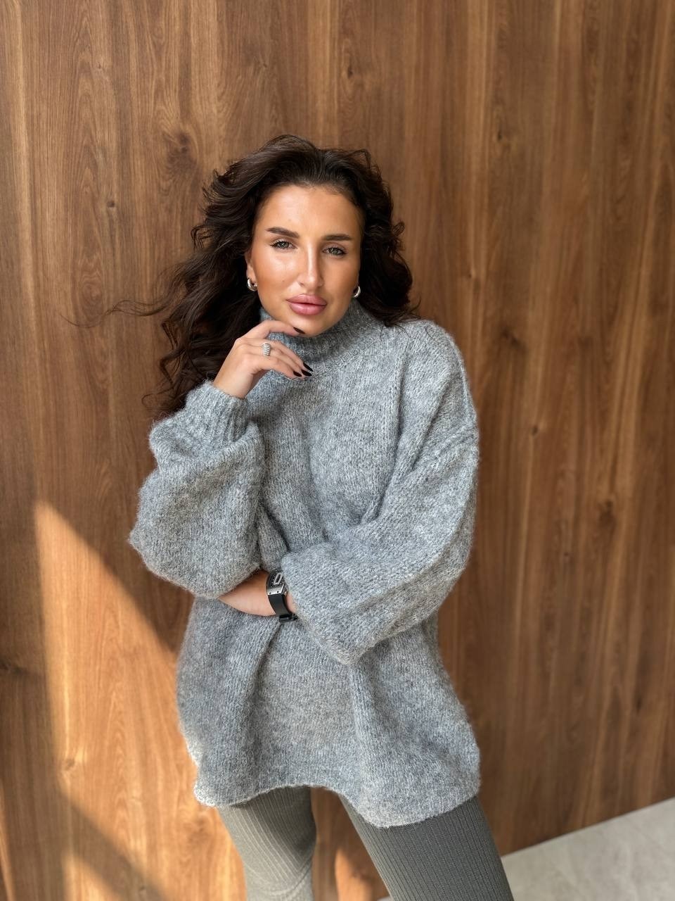 мохеровый пуловер оверсайз,базовый свитер оверсайз из шерсти альпака,свитер оверсайз,серый свитер оверсайз,серый свитер из альпаки