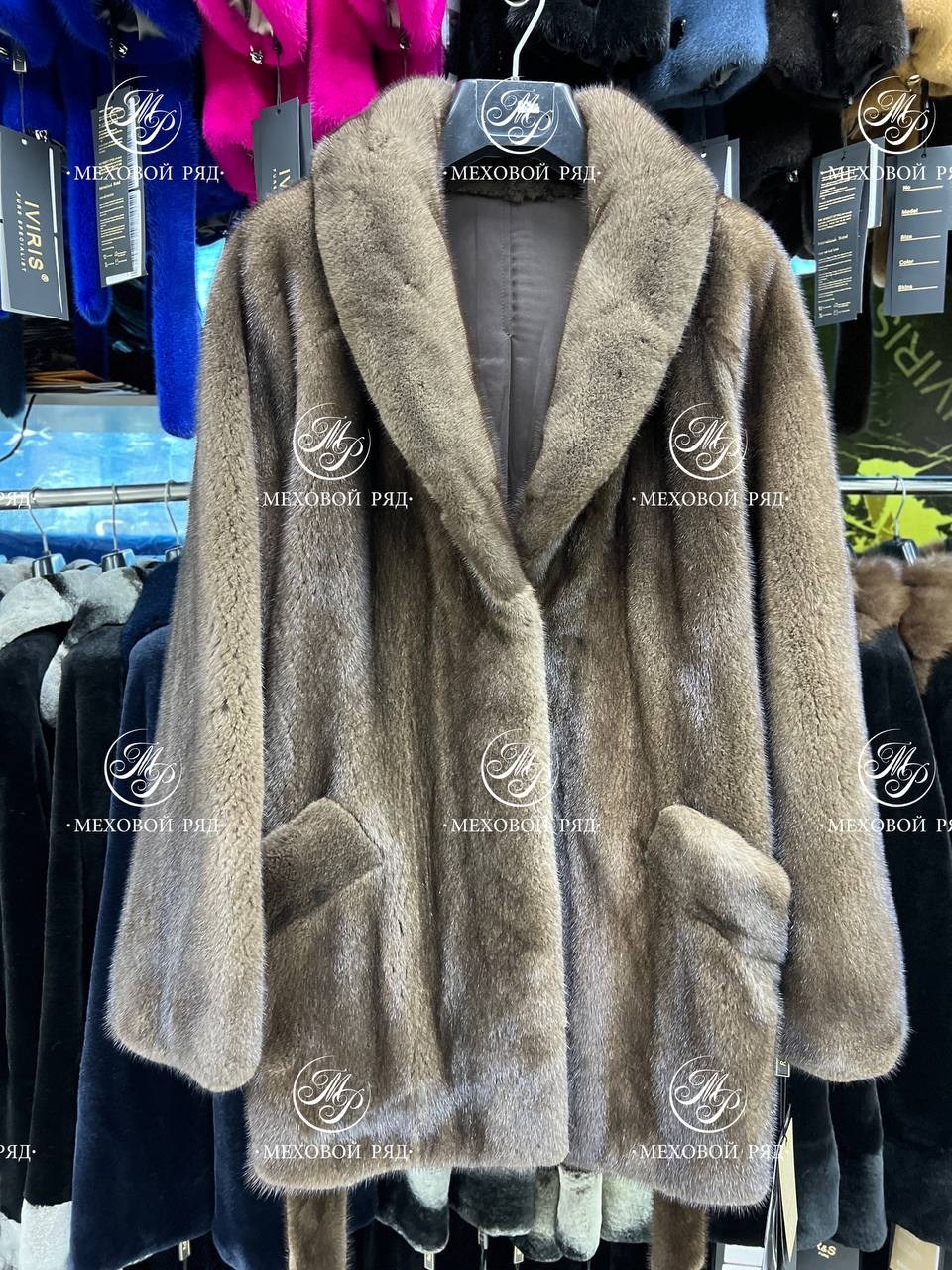 шубка из меха европейской норки с английским воротником,норковая шуба,шуба норка,норковый полушубок,шуба норковая английским воротником