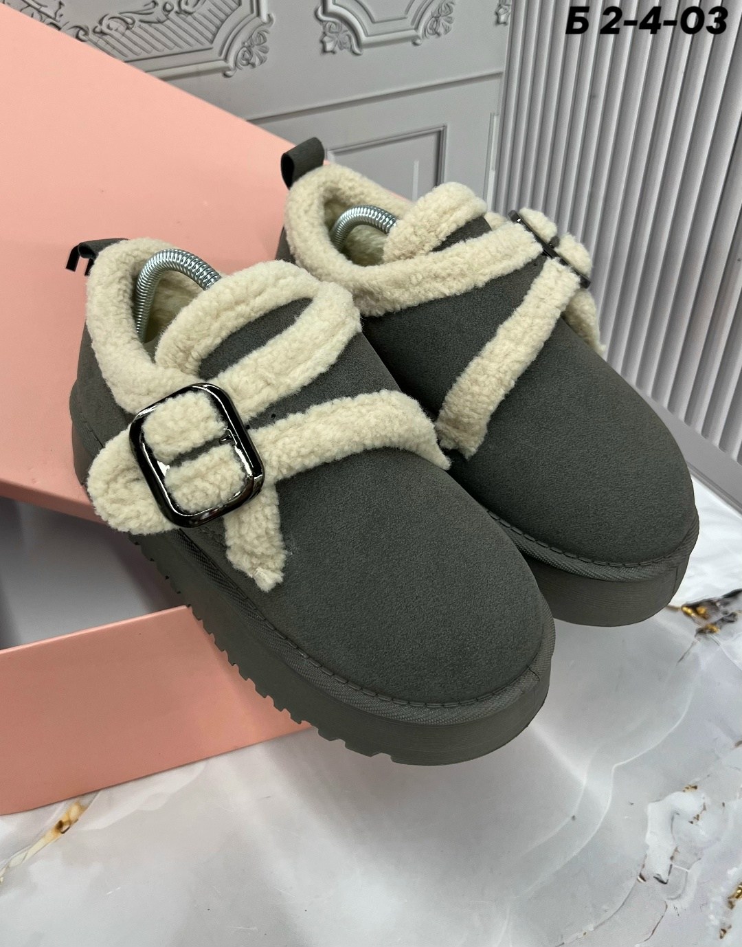 ,женские угги,угги замш,зимняя женская ,угги