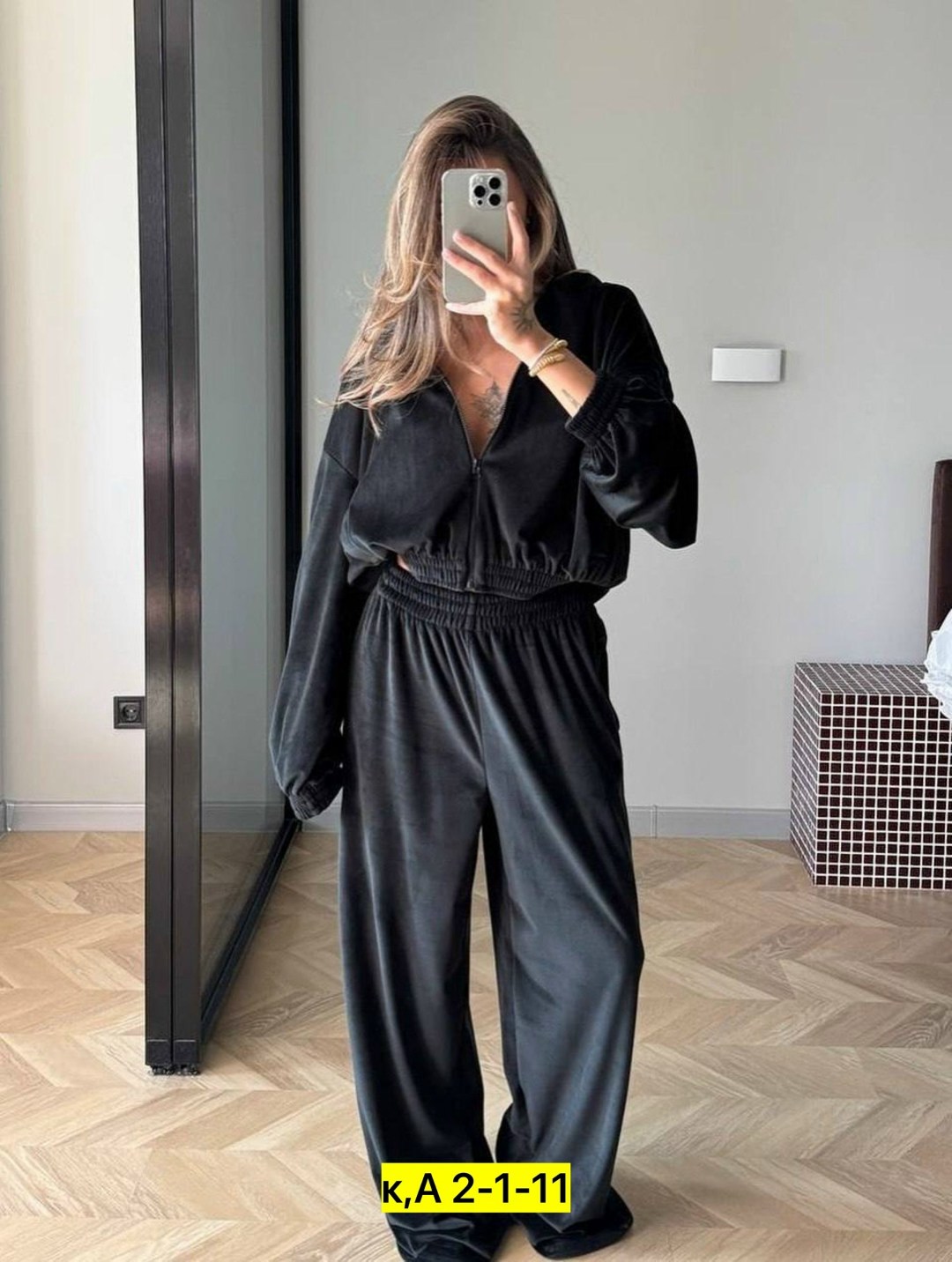 спортивные костюмы женские,костюмы женские,костюм женский на флисе,cпортивный костюм велюровый,велюровый костюм