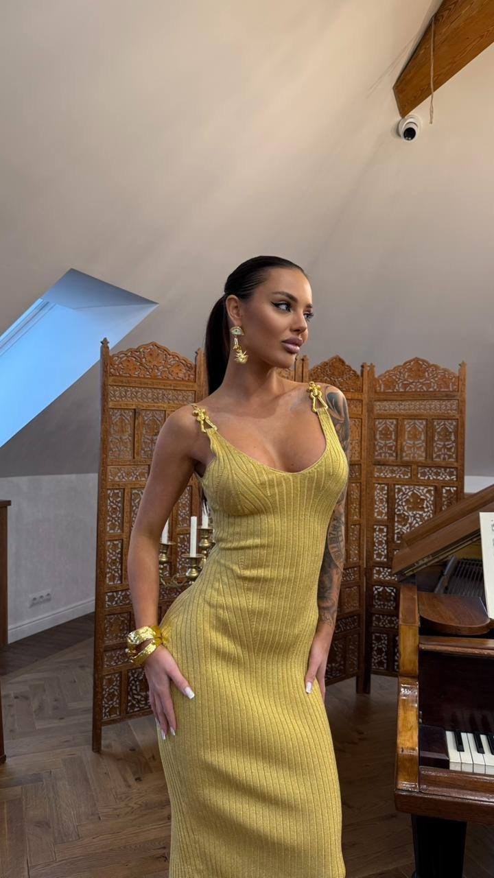 платье облегающее,трикотажное платье,платье в пол,платье,длинное вязаное платье