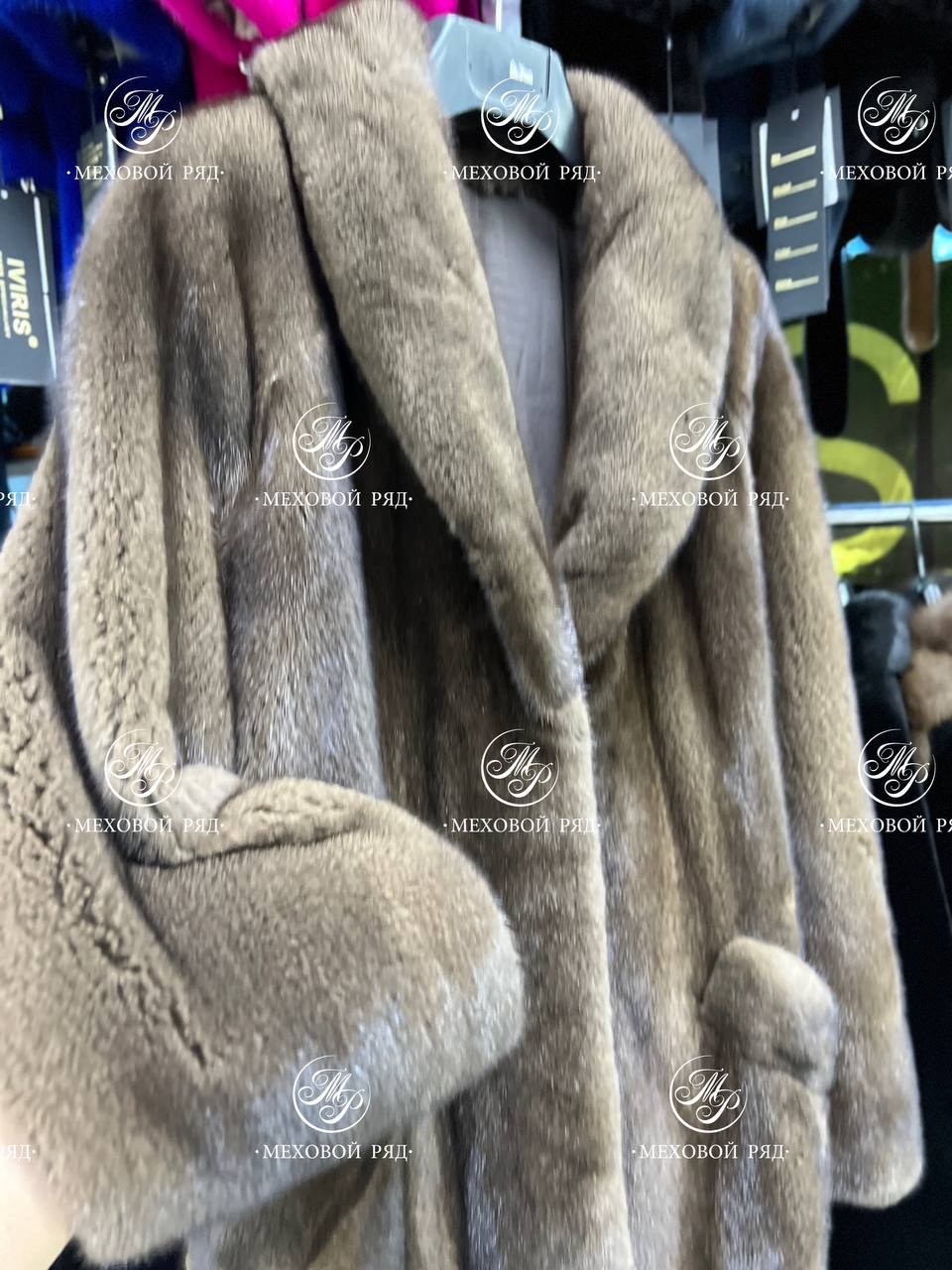 шубка из меха европейской норки с английским воротником,норковая шуба,шуба норка,норковый полушубок,шуба норковая английским воротником