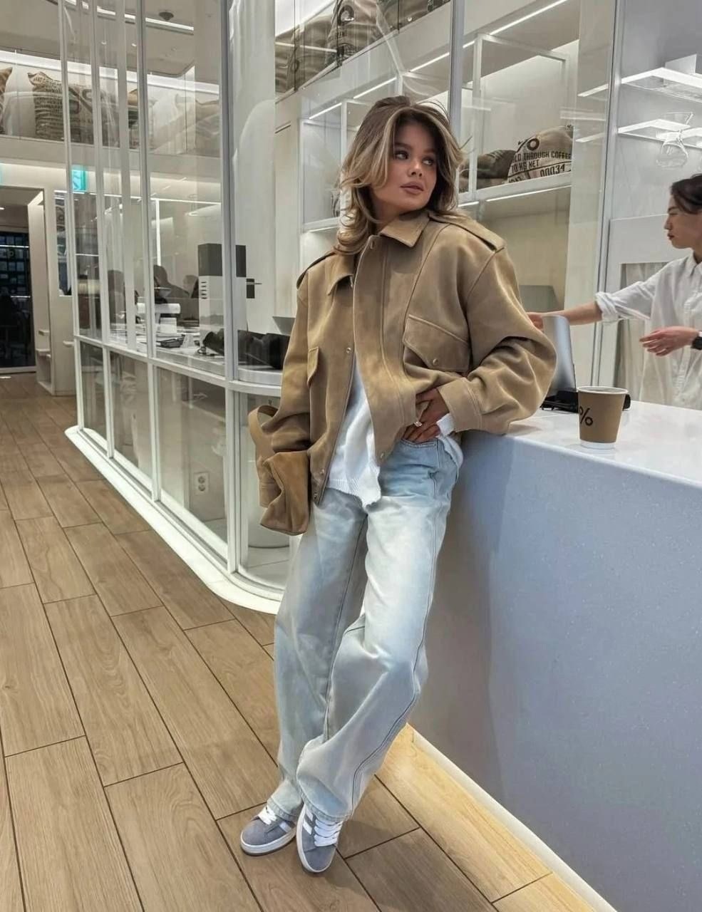 замшевая куртка,повседневная куртка,замшевая куртка женская,куртка бомбер,короткая куртка