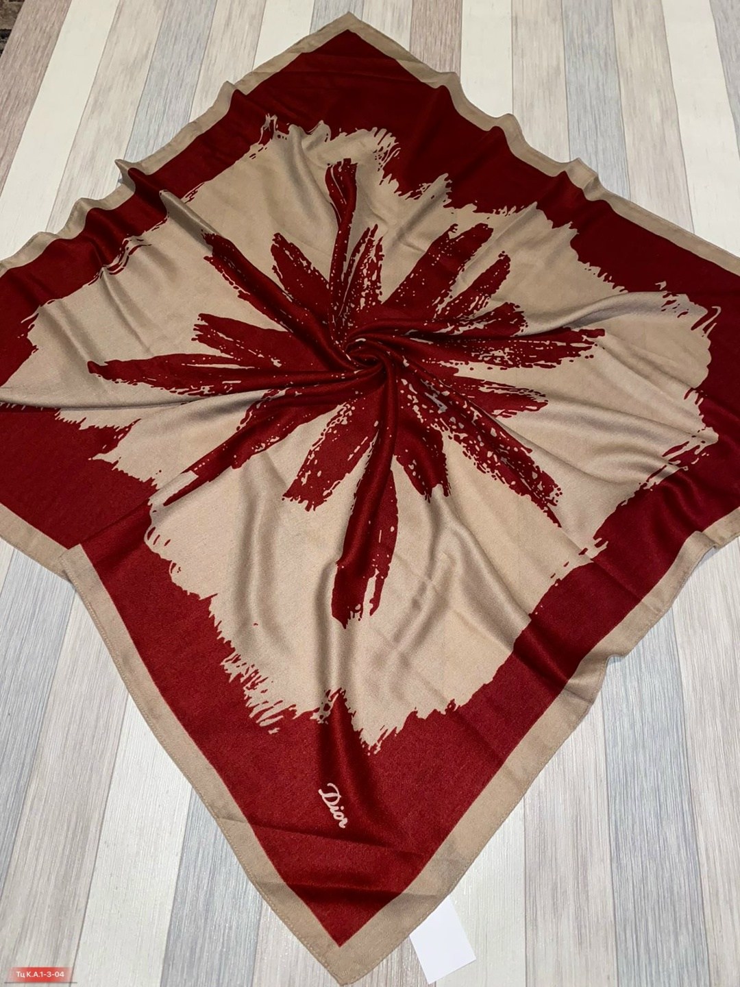 брендовый платок,платки женские,платки шелковые,атласный платок,платка