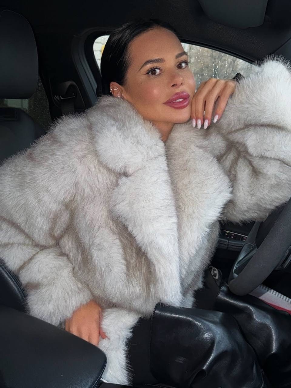 кристина сафронова,инстаграмщицы кристина сафронова,кристина сафронова safronovakristinaofficial,топ 100 звездный instagram,кристина сафронова и эмиль