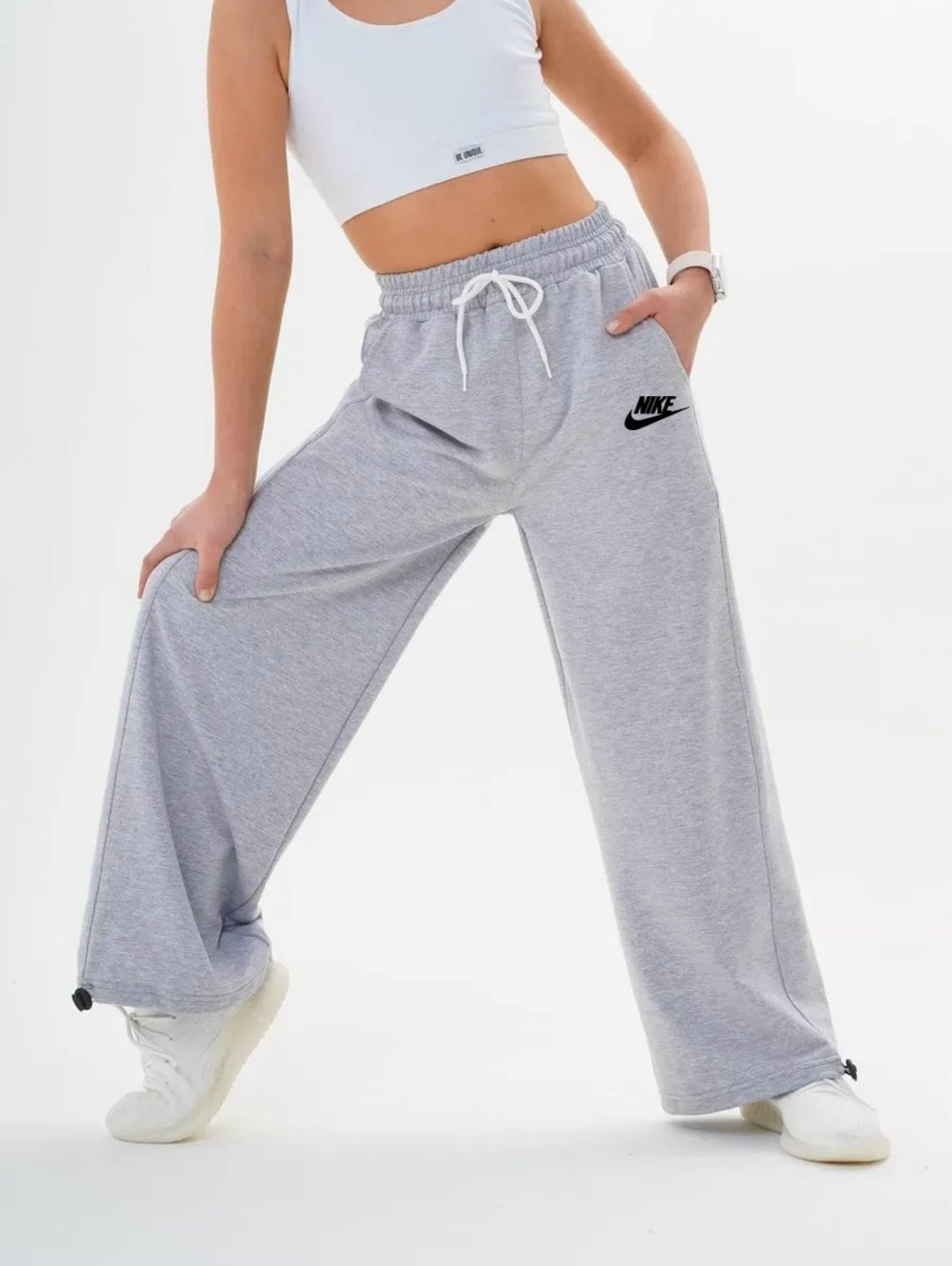 спортивные брюки широкие,брюки спортивные штаны широкие палаццо,спортивные штаны женские широкие,широкие спортивные штаны,серые спортивные штаны широкие