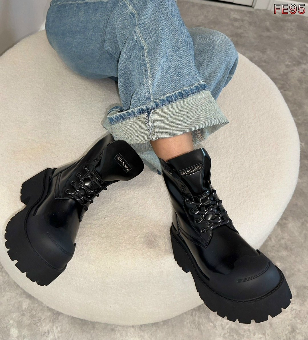 ,ботинки челси balenciaga,ботинки осенние balenciaga,ботинка,женские ботинки