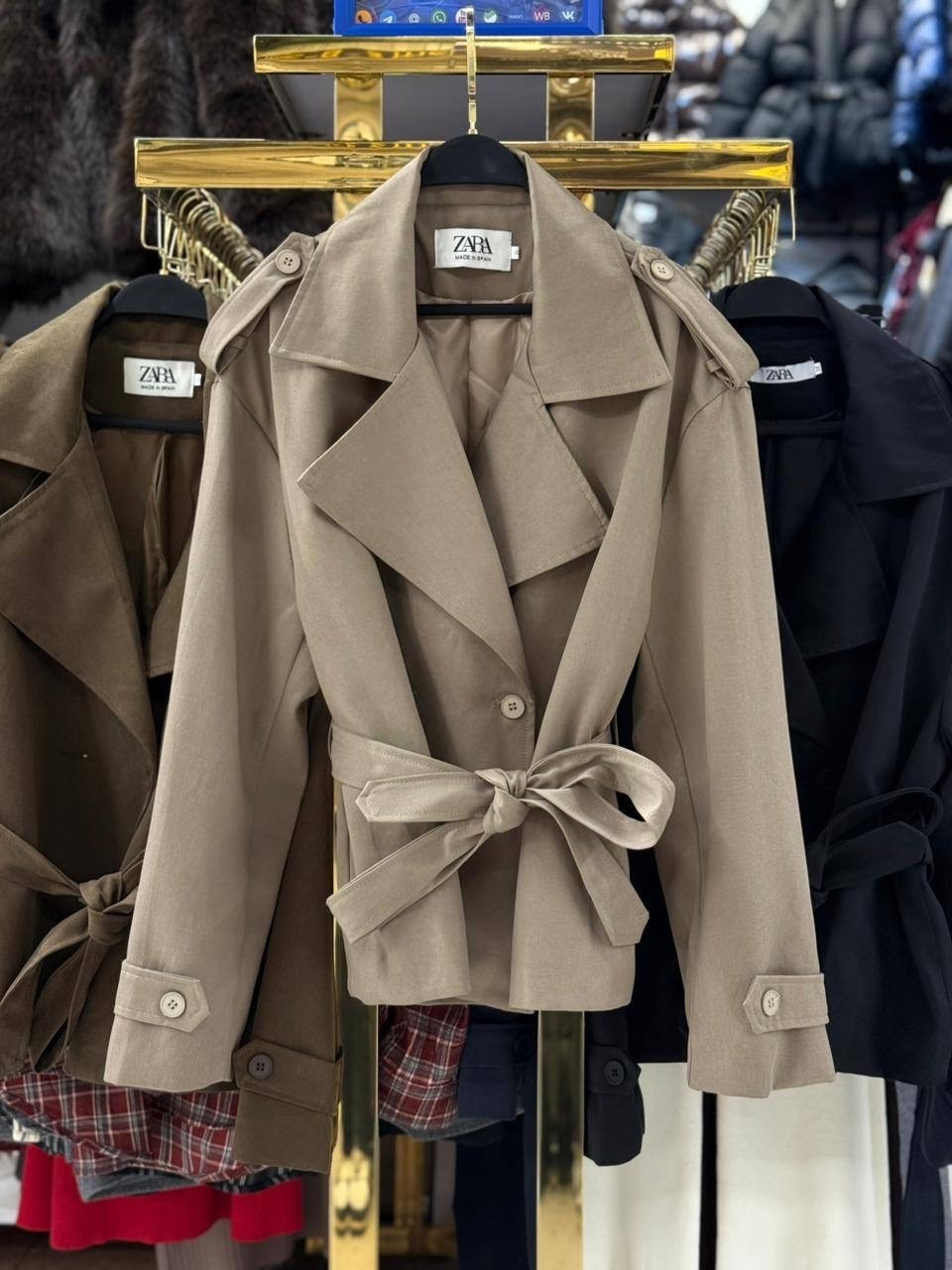 короткий тренч,тренч женский,тренч бежевый,тренч с поясом