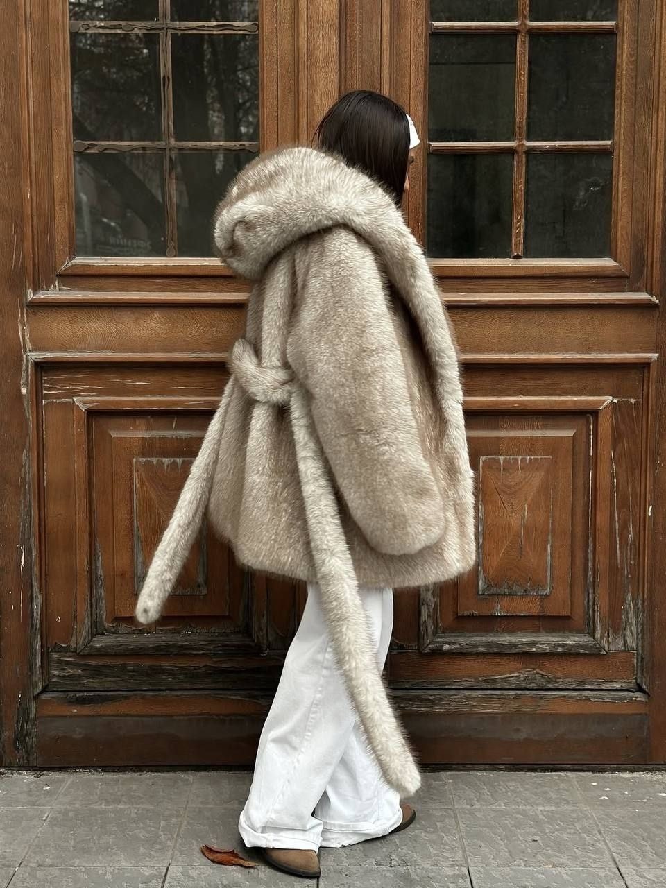 шуба искусственная,шуба с капюшоном,эко шуба,шуба белая норка,шуба из экомеха