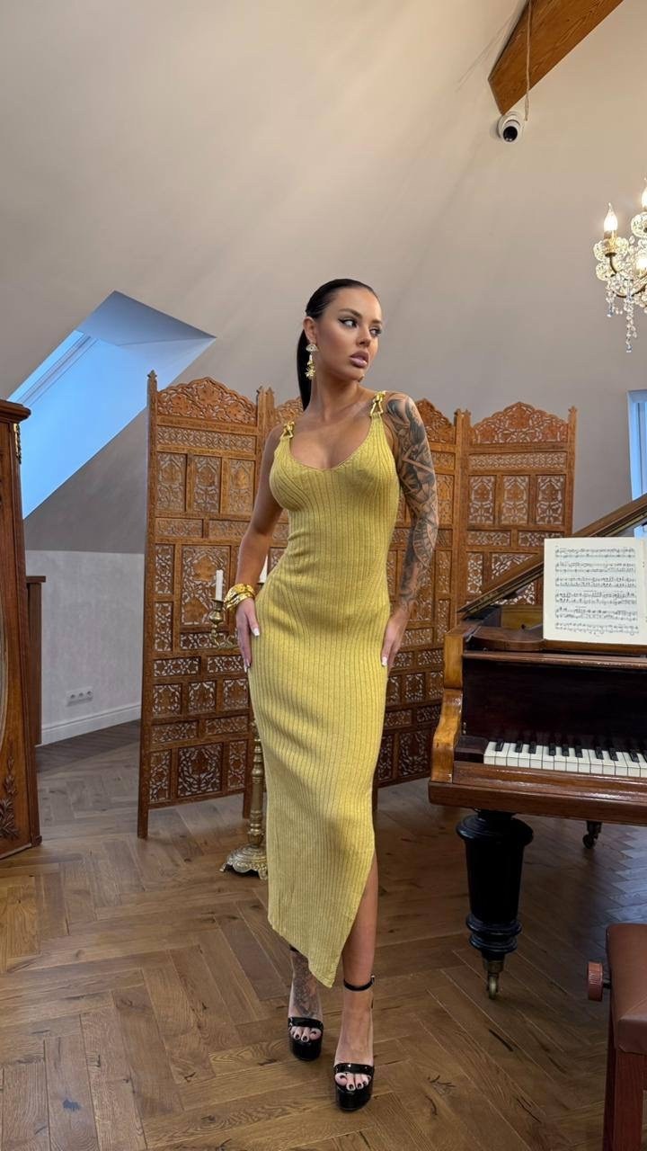 платье облегающее,трикотажное платье,платье в пол,платье,длинное вязаное платье