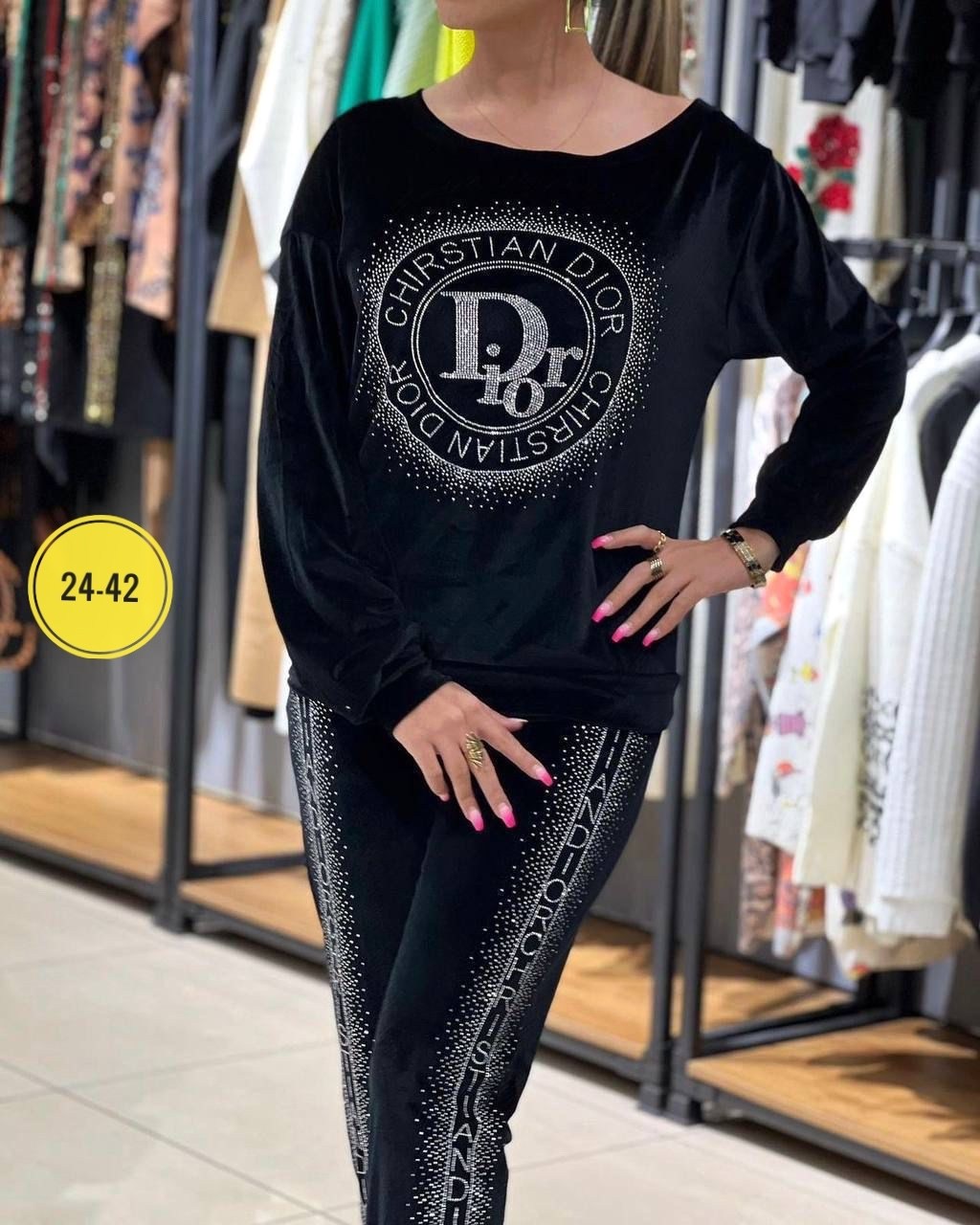 костюм велюровый со стразами,cпортивный костюм велюровый,костюм велюровый,велюровый спортивный костюм женский,женские костюмы из велюра