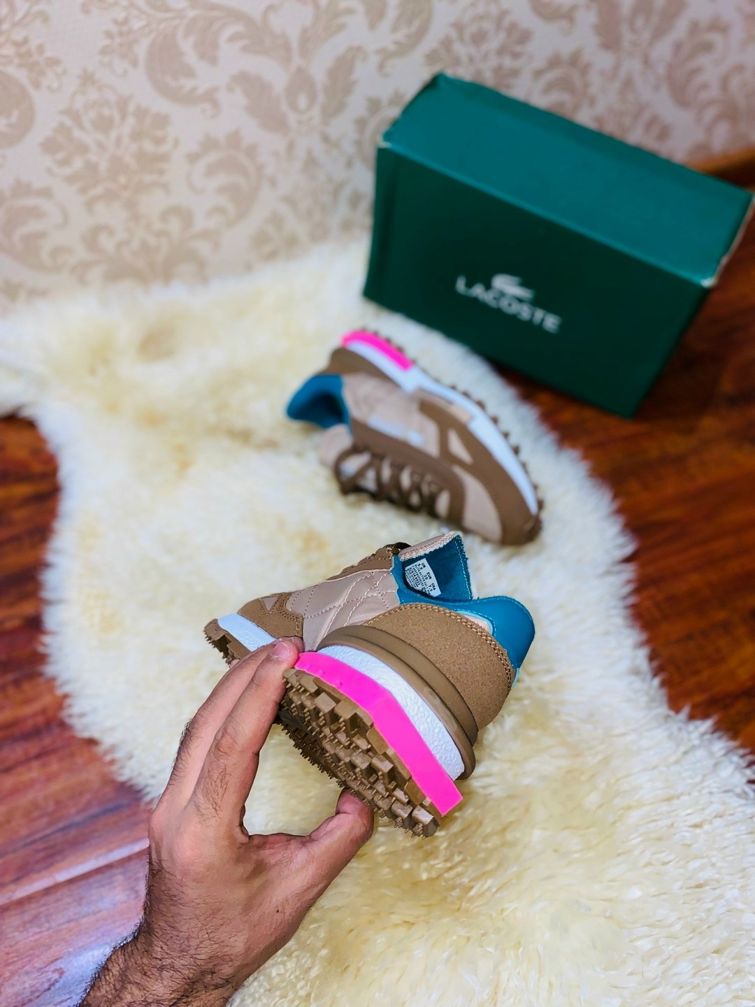 кроссовки lacoste,кроссовки женские lacoste elite active коричневый,кроссовки женские lacoste elite active спортивные дышащие,кроссовки для образа жизни женские низкие lacoste, цвет light brown/green,