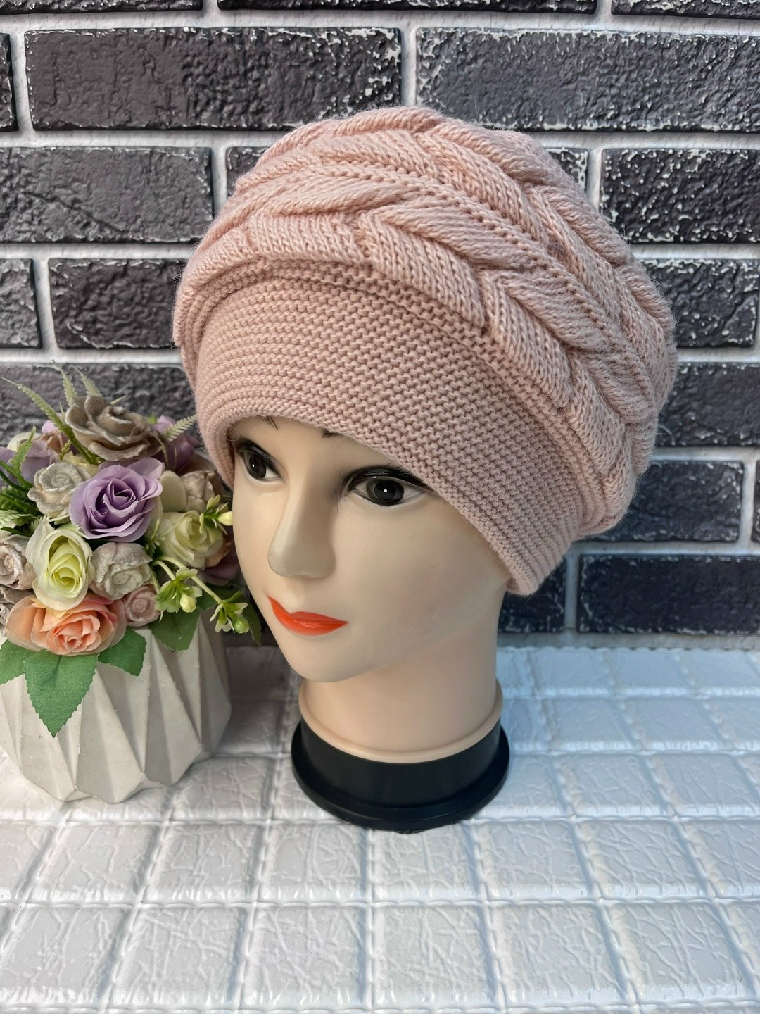 шапка женская,шапка женская вязаная,шапка для женщин,берет женский,шапка женская зимняя вязаная