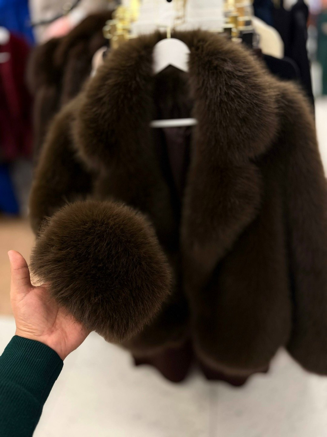 женская шуба,шуба песец,шуба,короткая шуба,женская шуба из искусственного меха норки