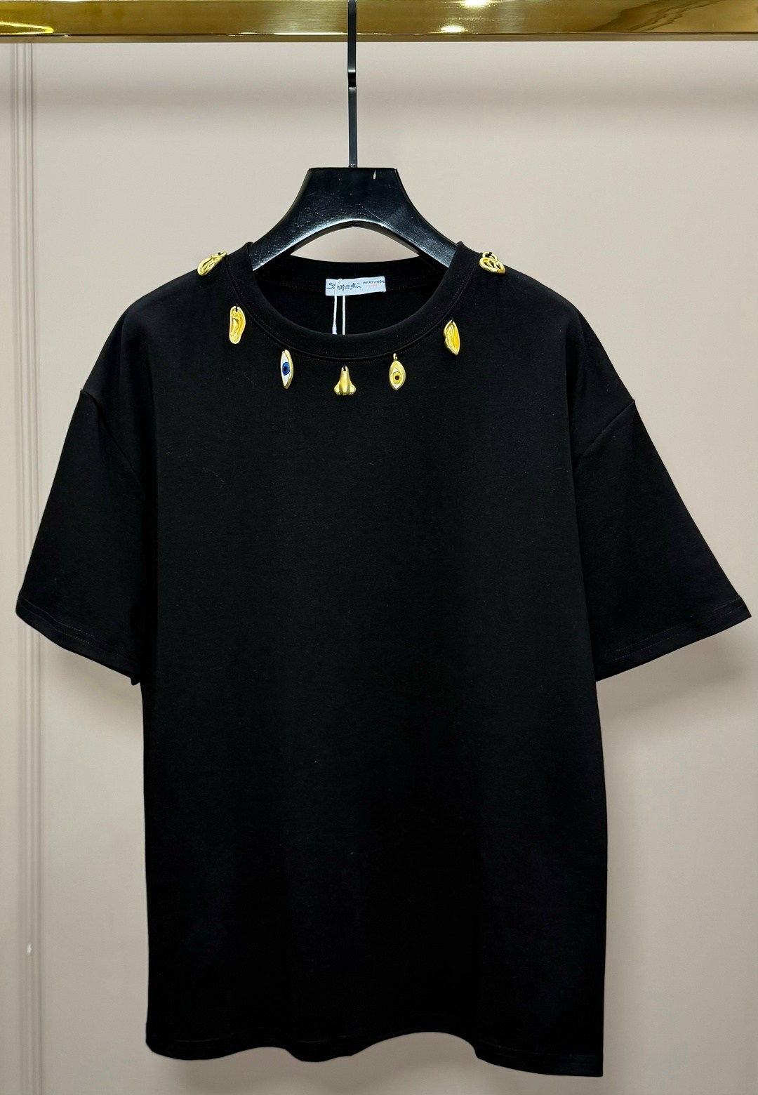 футболка со стразами,женская футболка,одежда футболка,брендовые вещи,трикотажная футболка