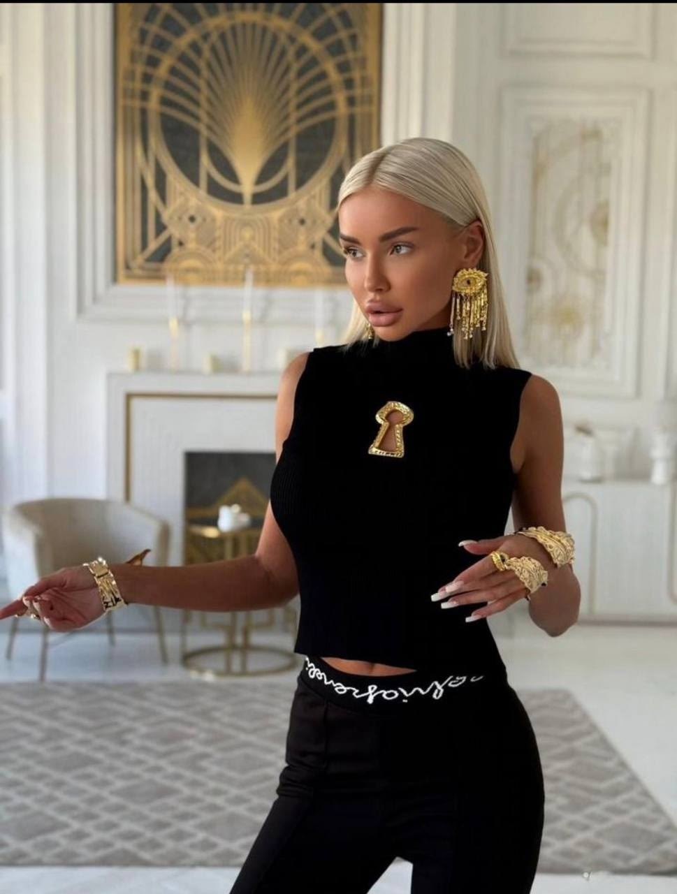 schiaparelli женский чёрный топ,роскошный базовый топ schiaparelli,топы schiaparelli,топ майка schiaparelli женская