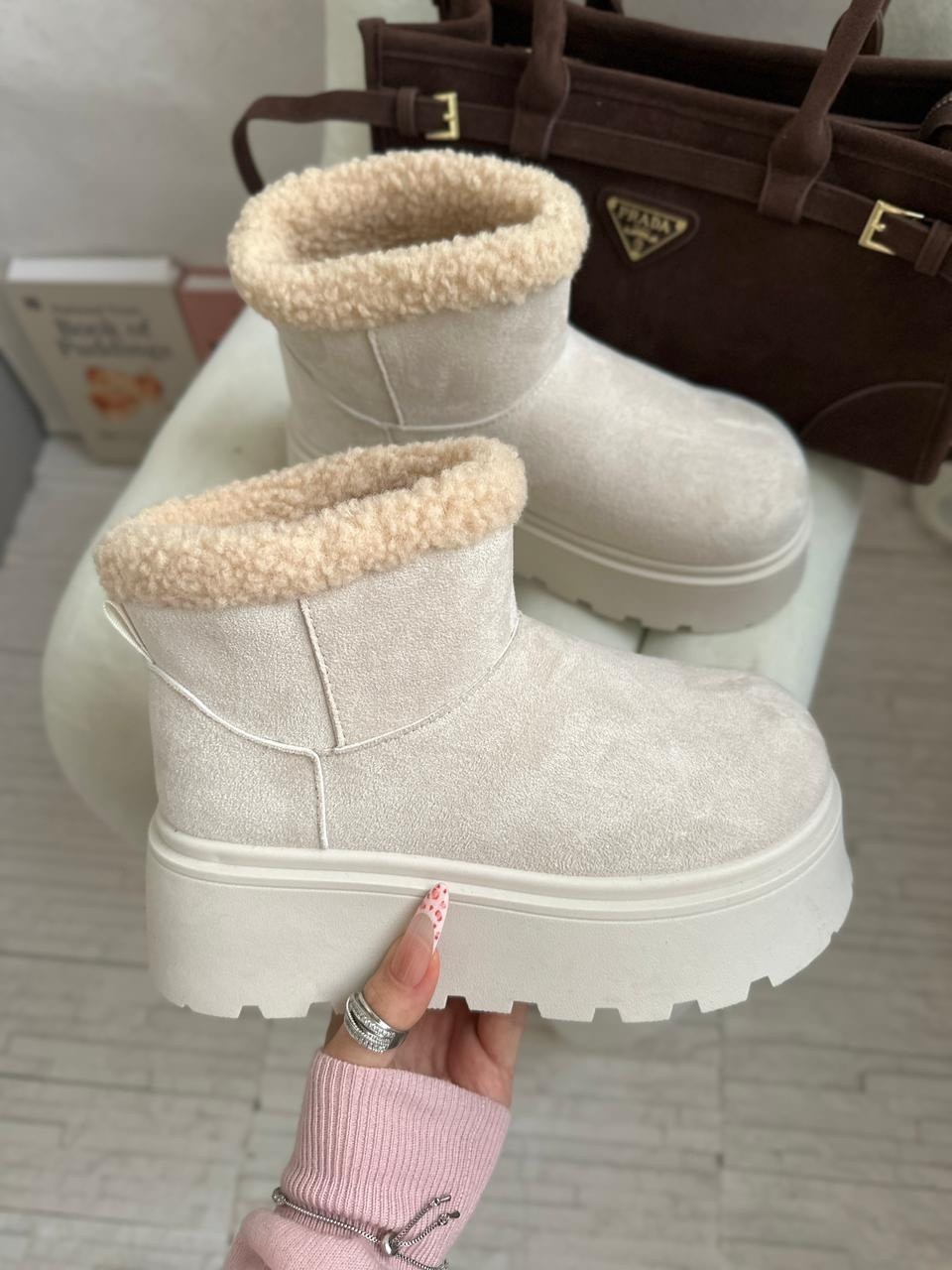 женские угги,угги зимние короткие на платформе,угги женские зимние,угги зимние на высокой платформе,зимние угги на платформе