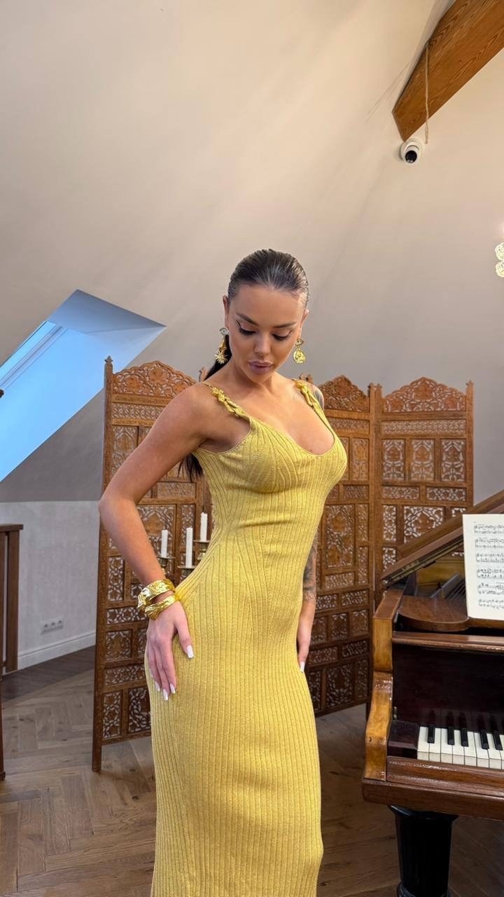 платье облегающее,трикотажное платье,платье в пол,платье,длинное вязаное платье