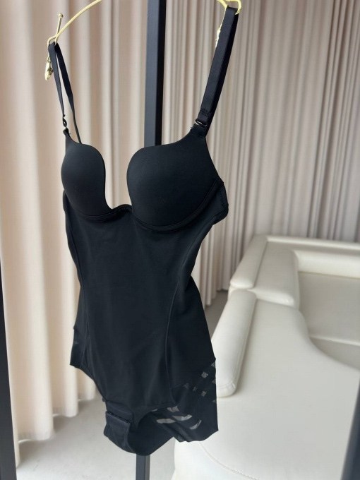 утягивающее боди,корректирующее белье,корректирующее боди,утягивающее белье,боди корректирующее белье