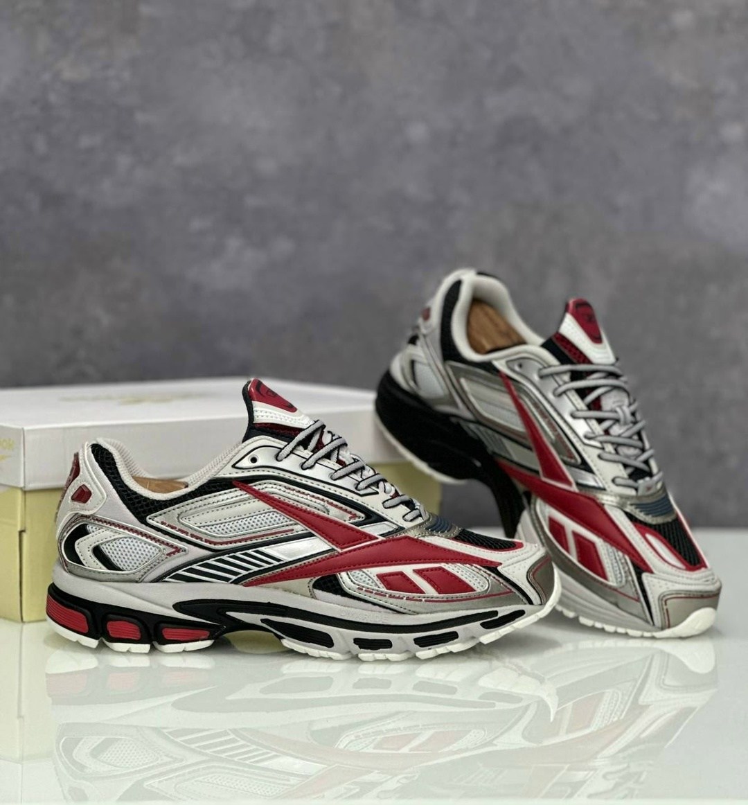 кроссовки reebok,кроссовки,спортивная ,мужские кроссовки reebok,кроссовки vetements