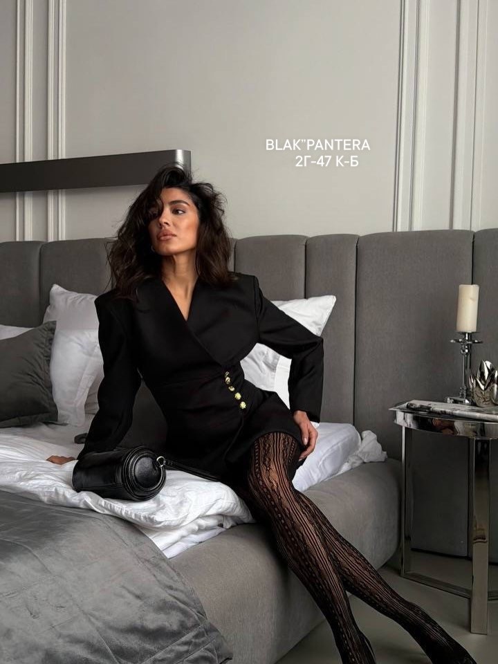 стиль одежды,стильные наряды,женская мода,девушка в колготках