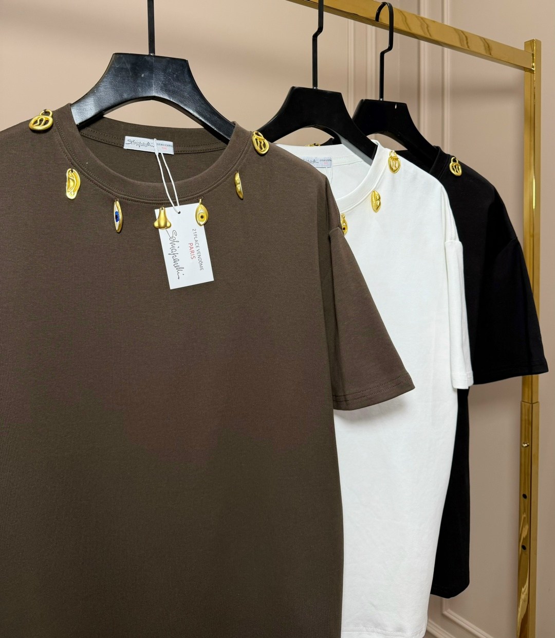 футболка со стразами,женская футболка,одежда футболка,брендовые вещи,трикотажная футболка