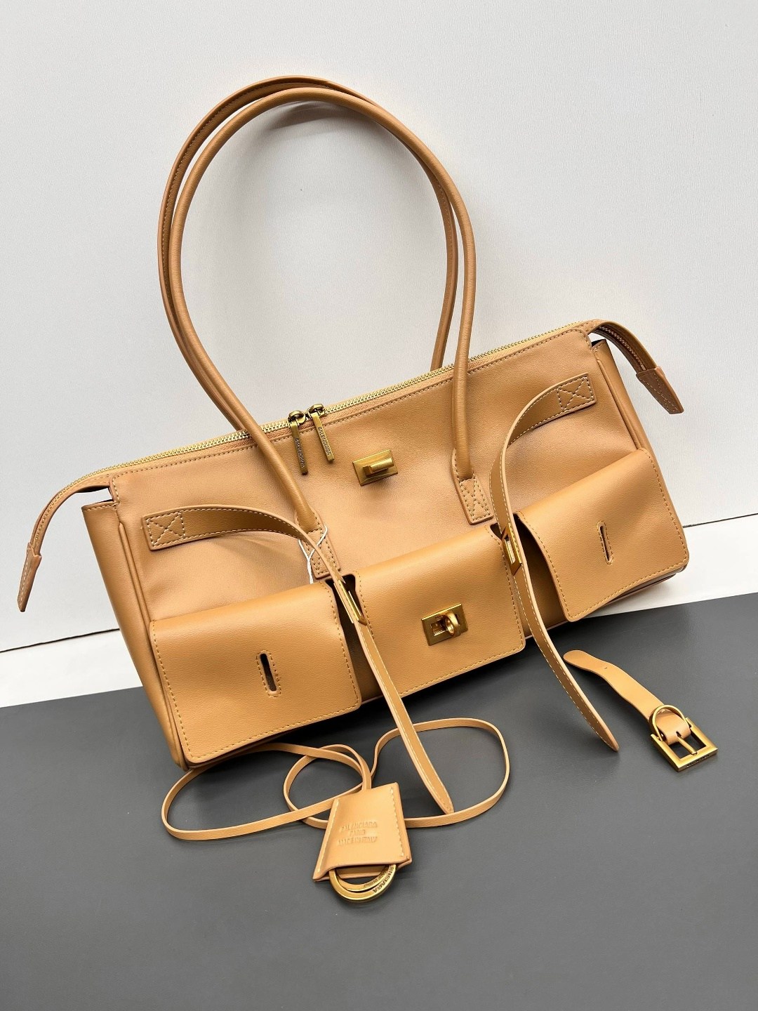 balenciaga сумка,сумка balenciaga из высококачественной эко кожи,сумка,сумка женская,сумка тоут через плечо большая в стиле balenciaga