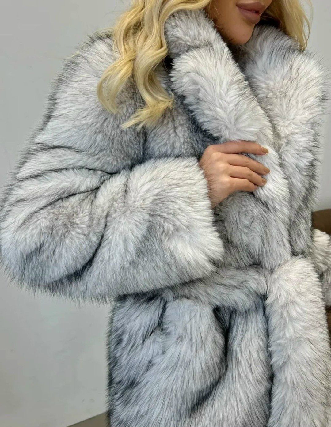 искусственная шуба,шубка,шуба,женская шуба,шуба песец