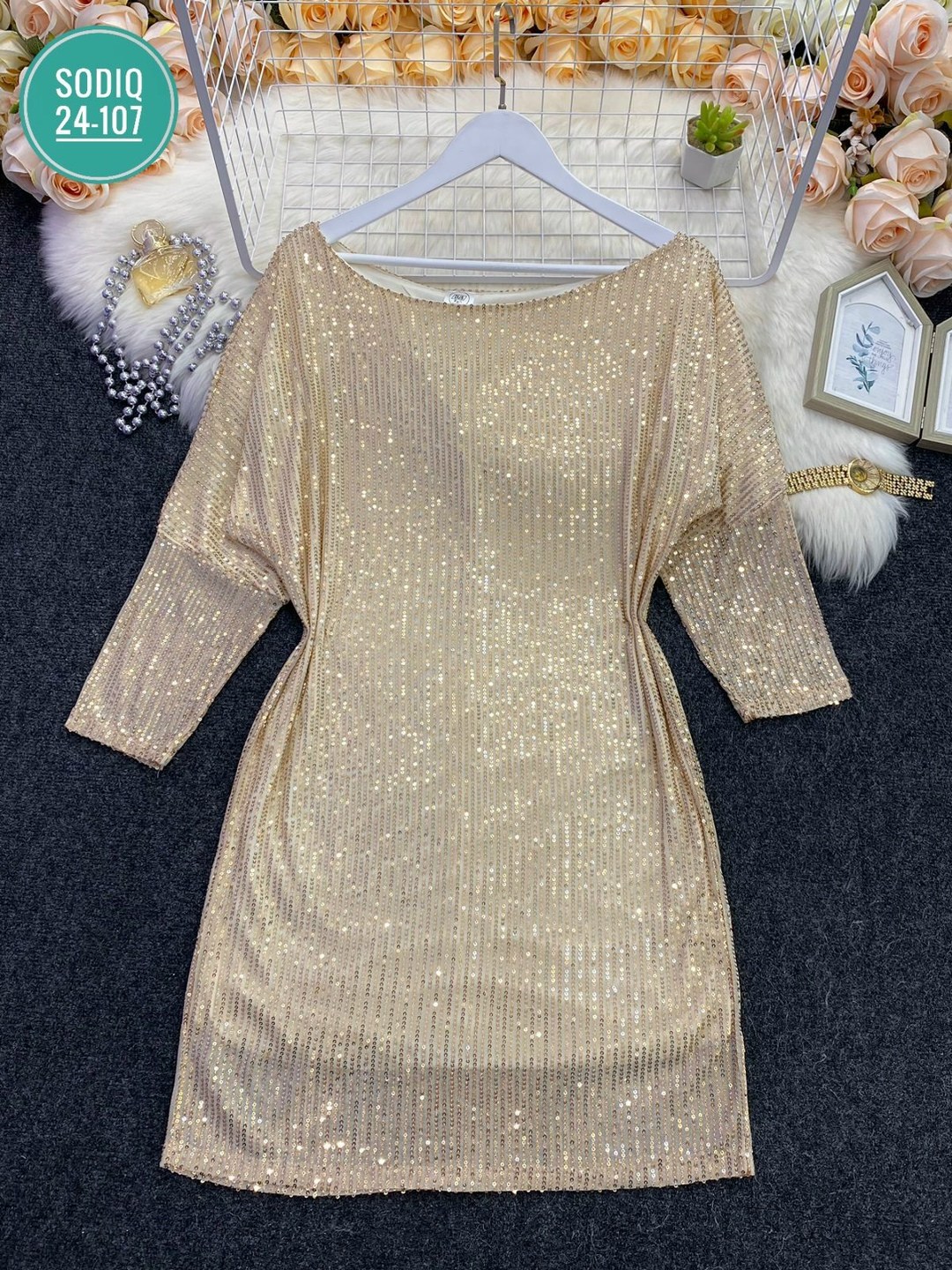 женское серебристое платье с блестками,женское платье с блестками,платье с пайетками,женское платье с пайетками,платье идеальное