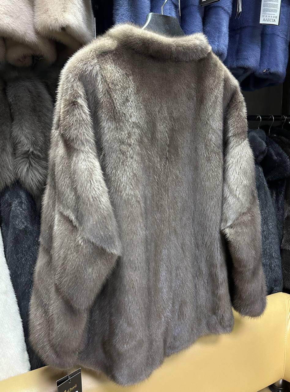 шуба,женская шуба,шубка,шуба искусственная,шуба норковая