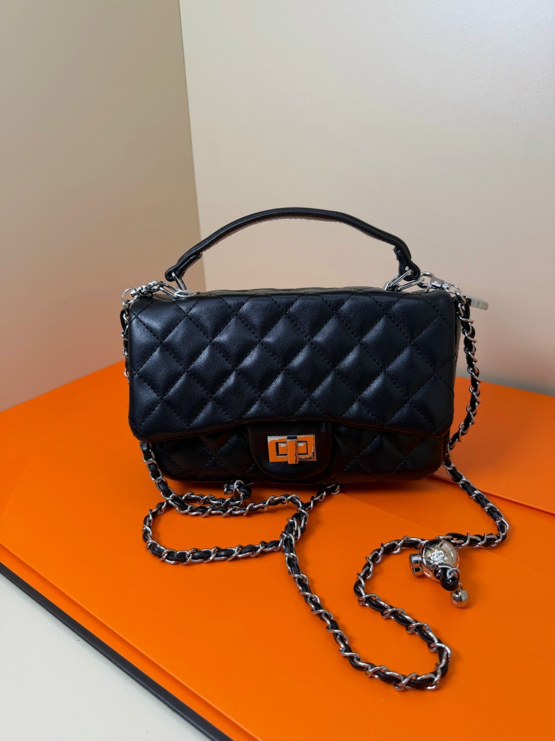 сумка шанель,сумка chanel,женские сумки chanel,сумка шанель оригинал,сумочка шанель