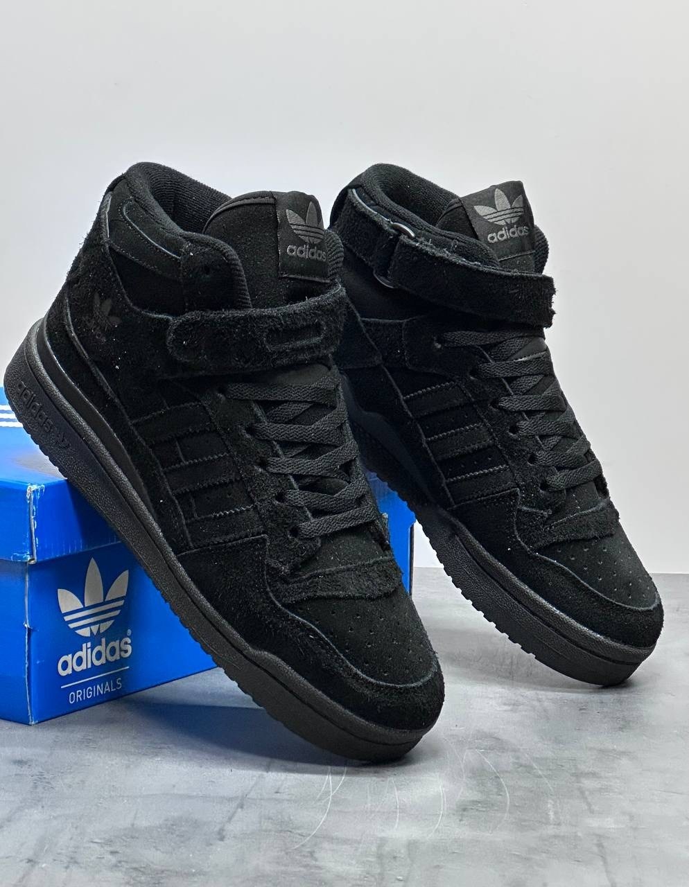 зимние кроссовки adidas,кроссовки adidas,кроссовки adidas forum mid triple black черный,кроссовки adidas forum mid 'triple black',зимние мужские кроссовки adidas