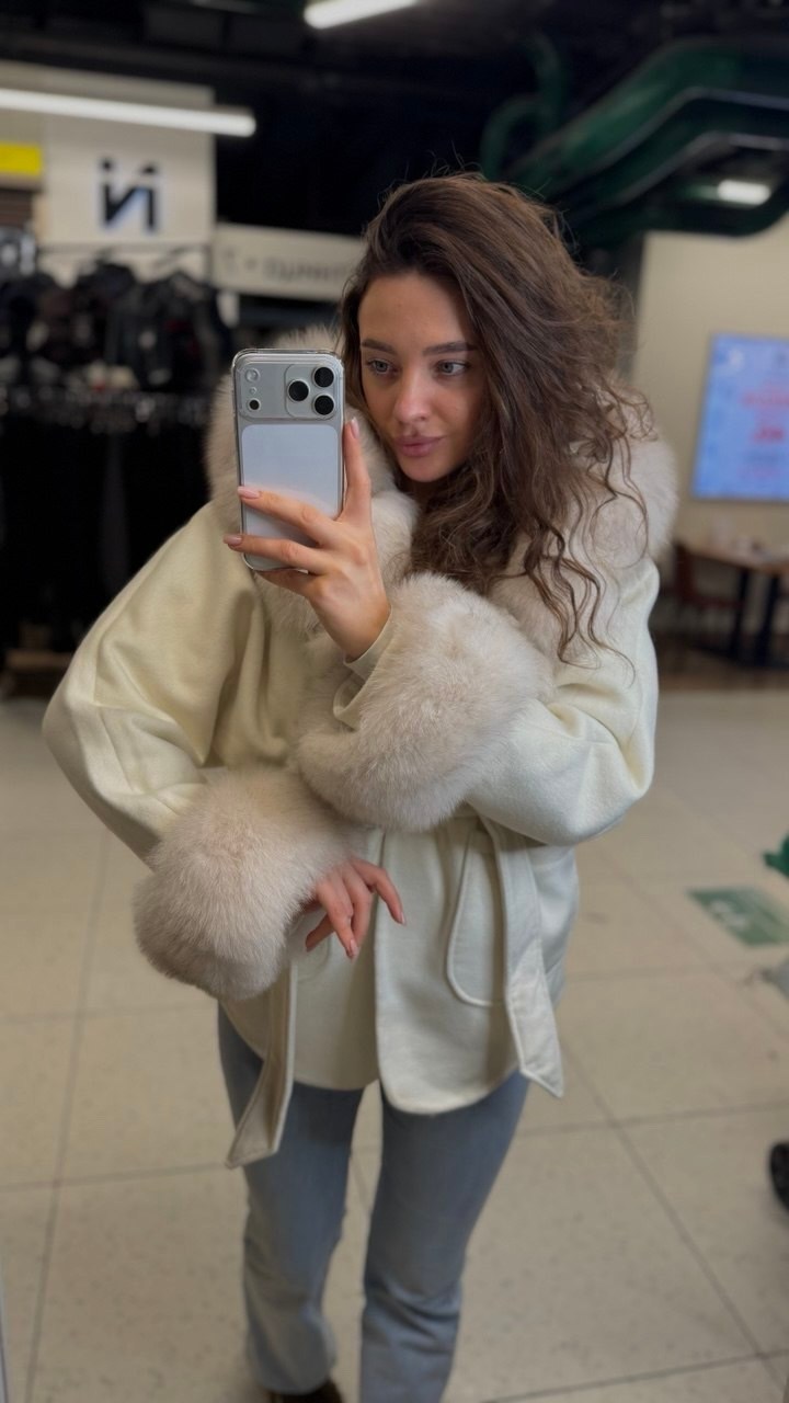 кашемировое пальто с мехом песца,кашемировое пальто с натуральным мехом песца,пальто кашемировое с натуральным мехом,пальто зимнее с натуральным мехом песца серое кашемировое,пальто кашемировое с мехо