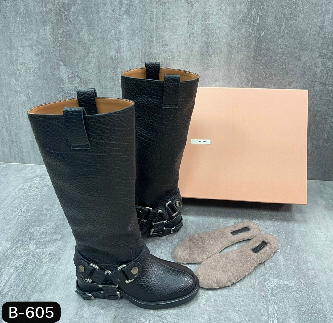 ,кожаные сапоги miu miu,женские сапоги,сапоги miu miu,сапоги