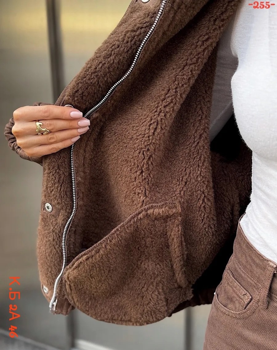 бомбер укороченный оверсайз замшевая куртка рабочего тренд saint shine,дубленка зимняя оверсайз gossipgirl,куртка бомбер замшевая оверсайз lofus,куртка оверсайз замшевая,куртка бомбер