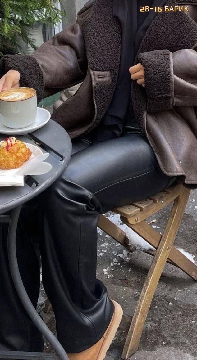 дубленка оверсайз,дубленка оверсайз женская,женская дубленка в стиле оверсайз,шоколадная дубленка оверсайз