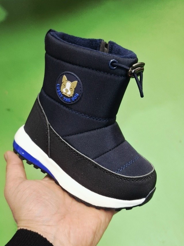 детские дутики,,дутики зимние детские,детская , дутики