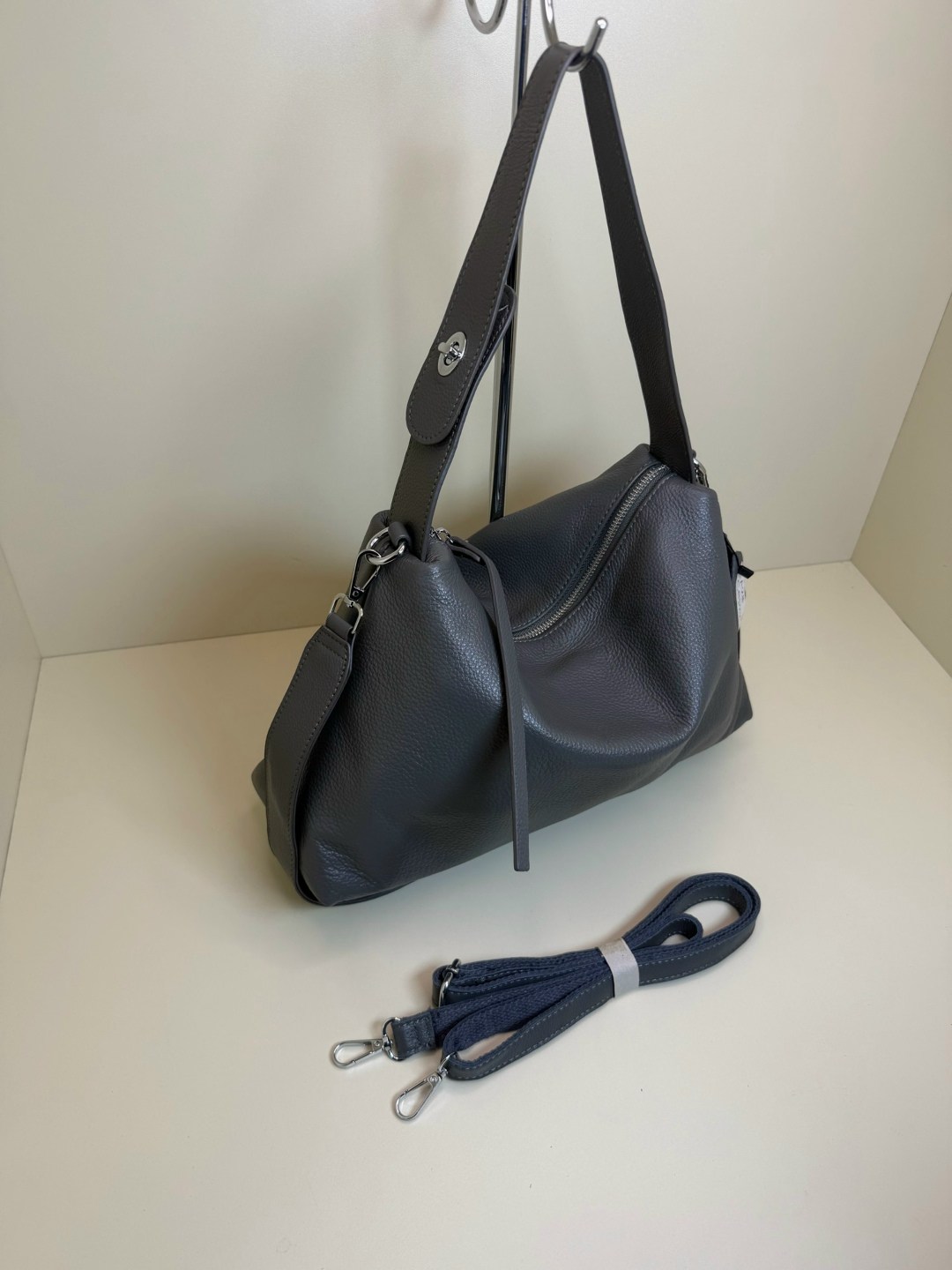 сумка,женская сумка,женская кожаная сумка,серая сумка,сумка кожаная