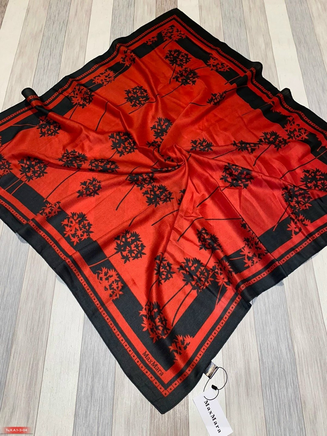 платки диор,брендовый платок,платки женские,шелковый платок,платок палантин