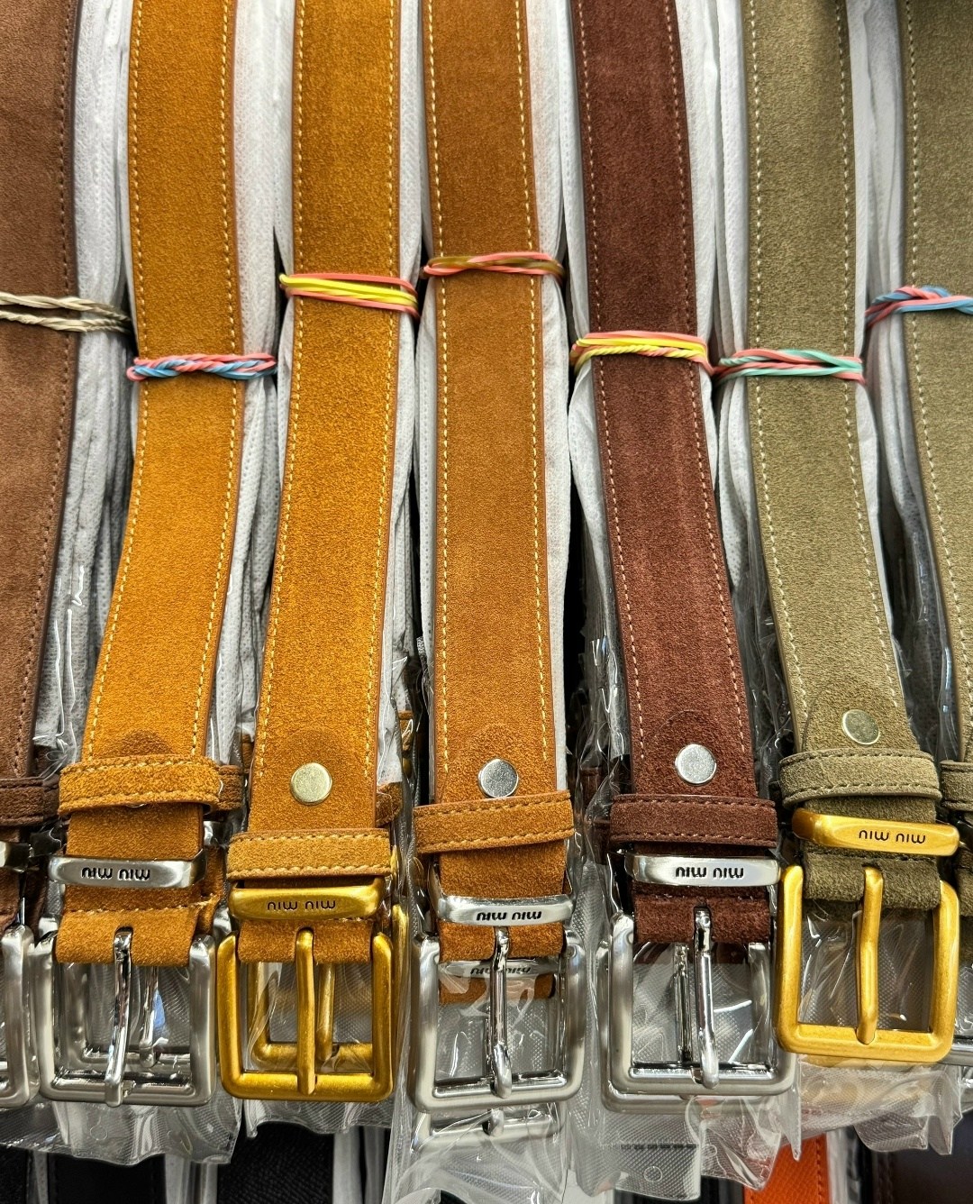 ремень из натуральной замши,ремень замшевый,ремень из натуральной кожа,женский кожаный ремень,женские ремни