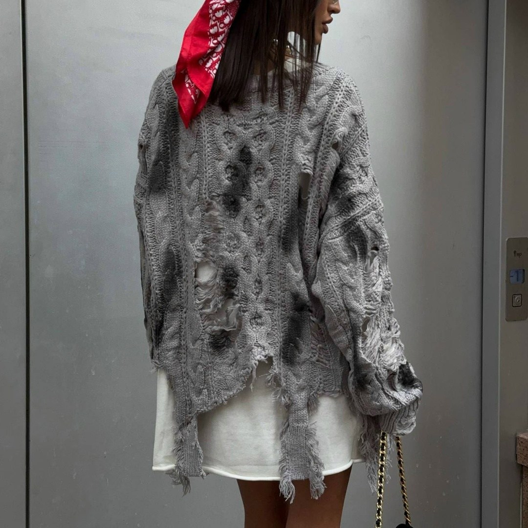 рваный свитер оверсайз в корейском стиле y2k,свитер оверсайз,рваный свитер,рваный свитер дизайнер,рваный свитер оверсайз в корейском стиле y2k curtine