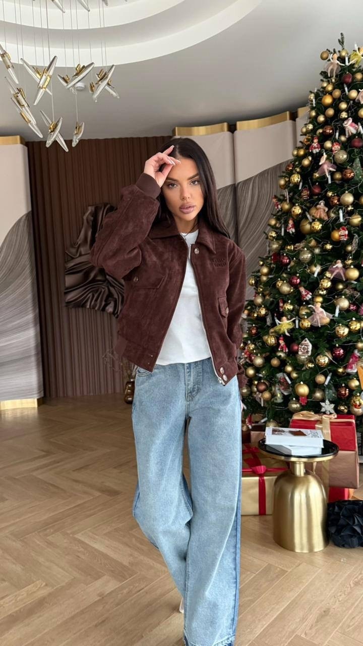 бомбер укороченный оверсайз замшевый куртка рабочего тренд saint shine,бомбер замшевый оверсайз ponto russo,женская куртка бомбер из эко замши коричневого цвета,куртка бомбер замшевая оверсайз lofus,з