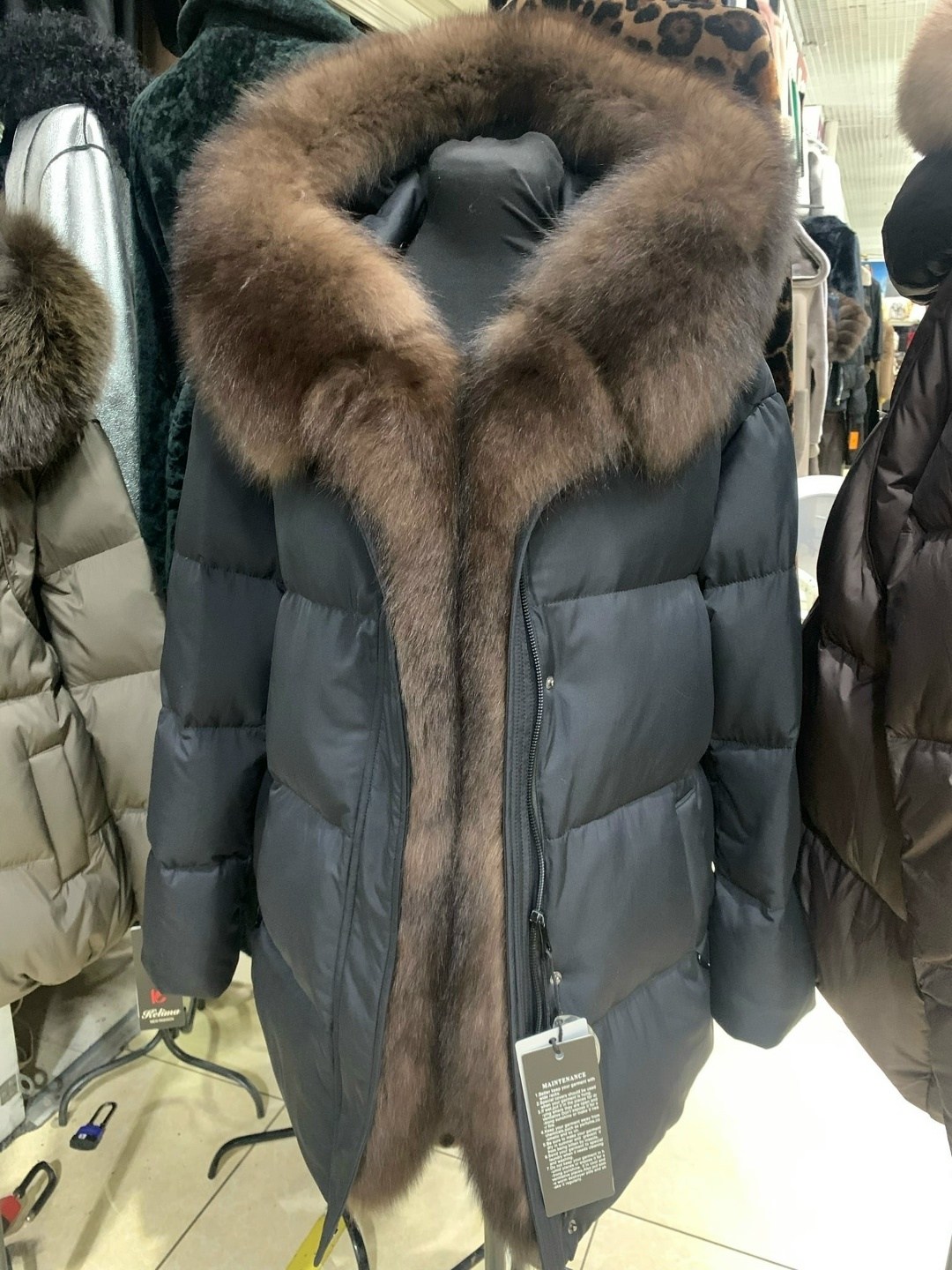 пуховик с натуральным мехом,пуховик женский с натуральным мехом,куртка пуховик с натуральным мехом женская,пуховик,женский пуховик