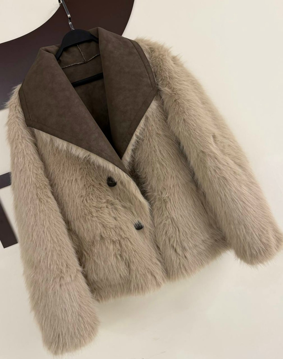 меховая куртка,куртка с мехом,куртка с овечьим мехом женская,меховая куртка женская,модная куртка