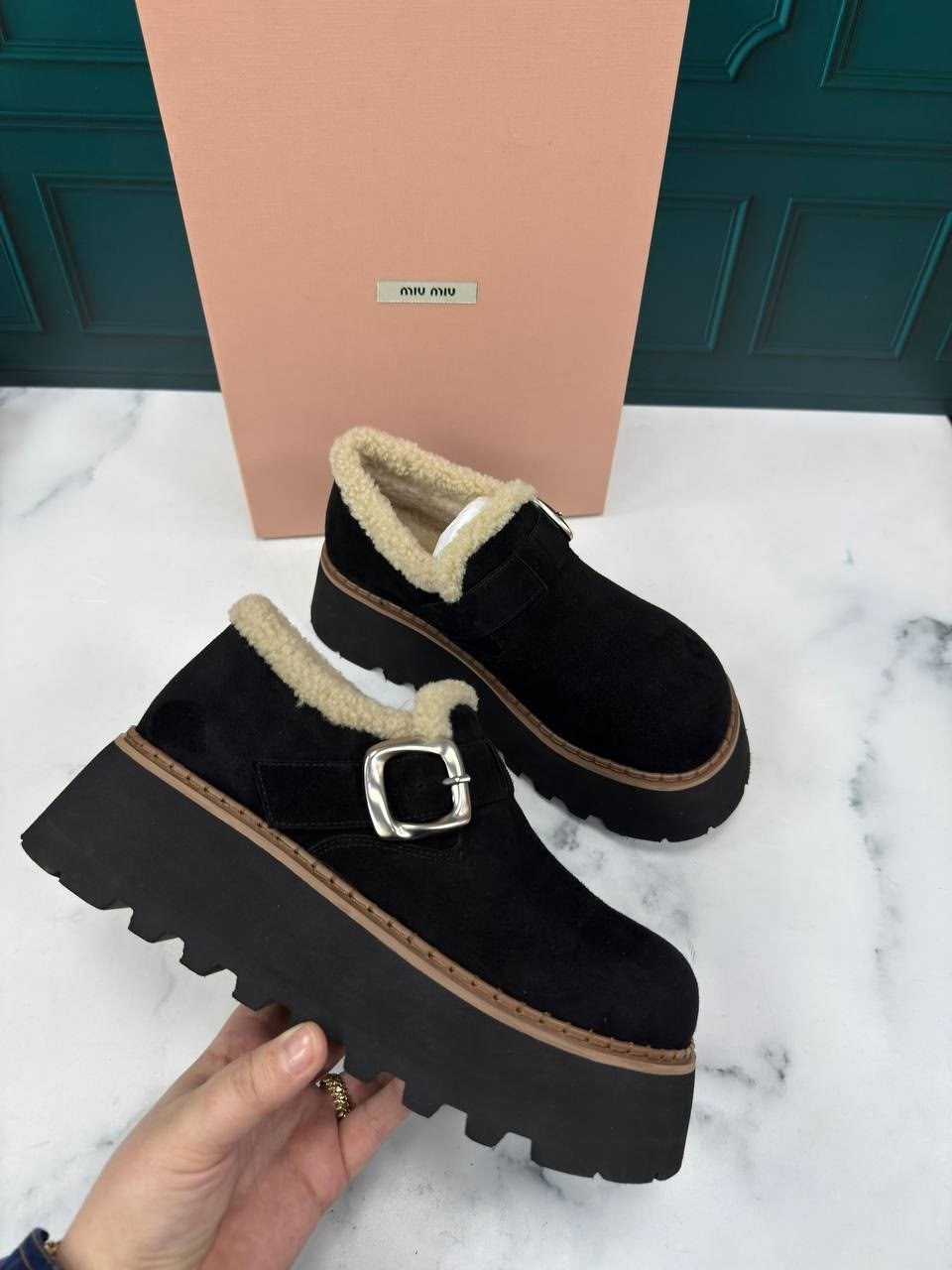 ,женская ,женские замшевые ботинки на меху prada темно-серые,лоферы с мехом,лоферы замш