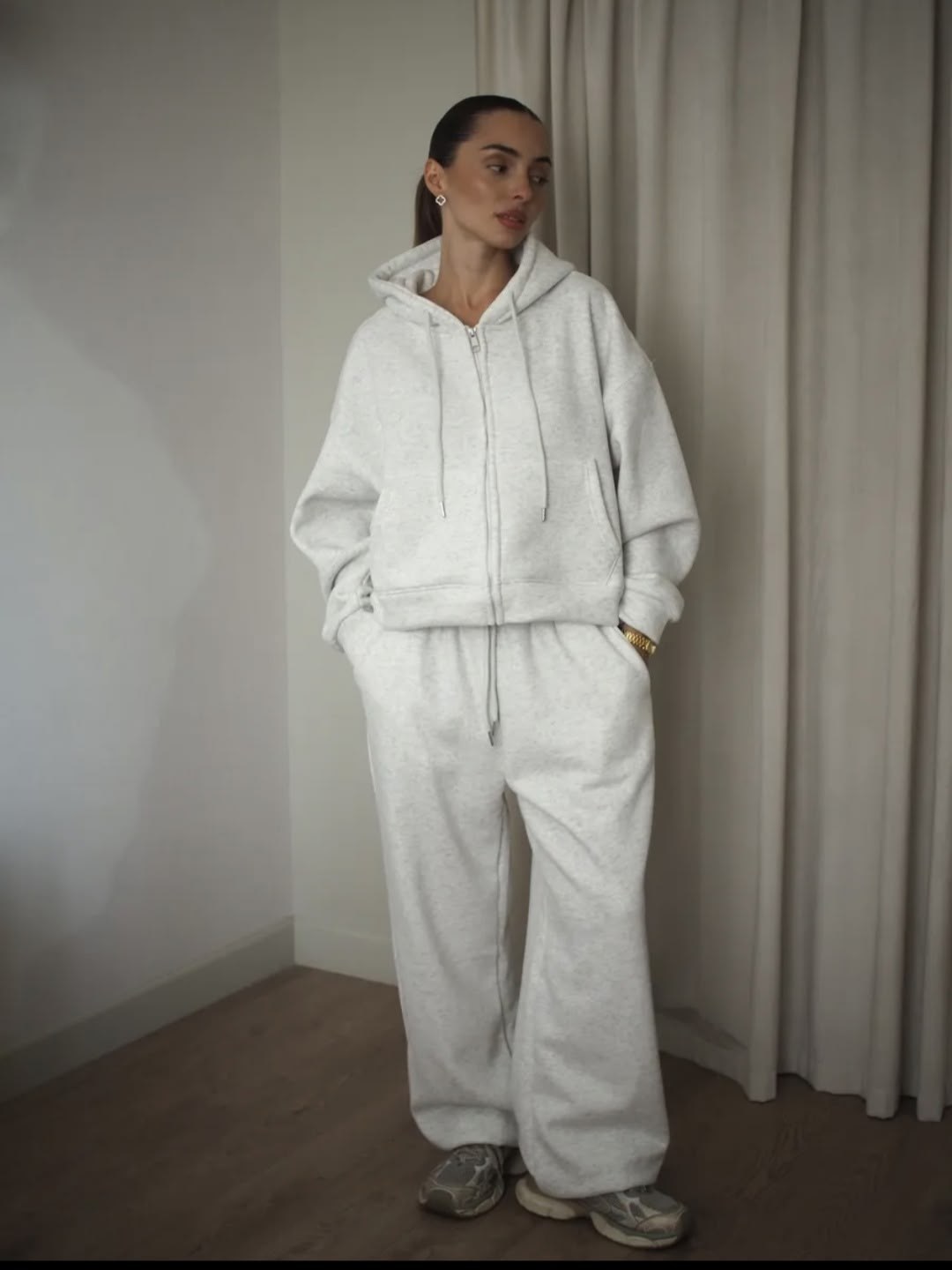 костюм спортивный,женский костюм на флисе,спортивные костюмы на флисе,повседневный костюм,женский костюм